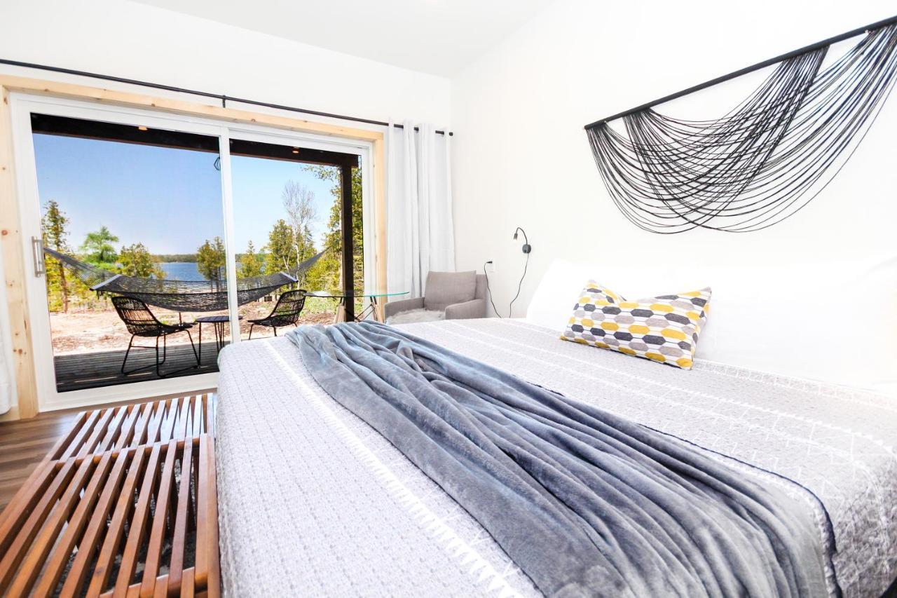 Stone Cove Waterfront Adults Only Bed & Breakfast Tobermory