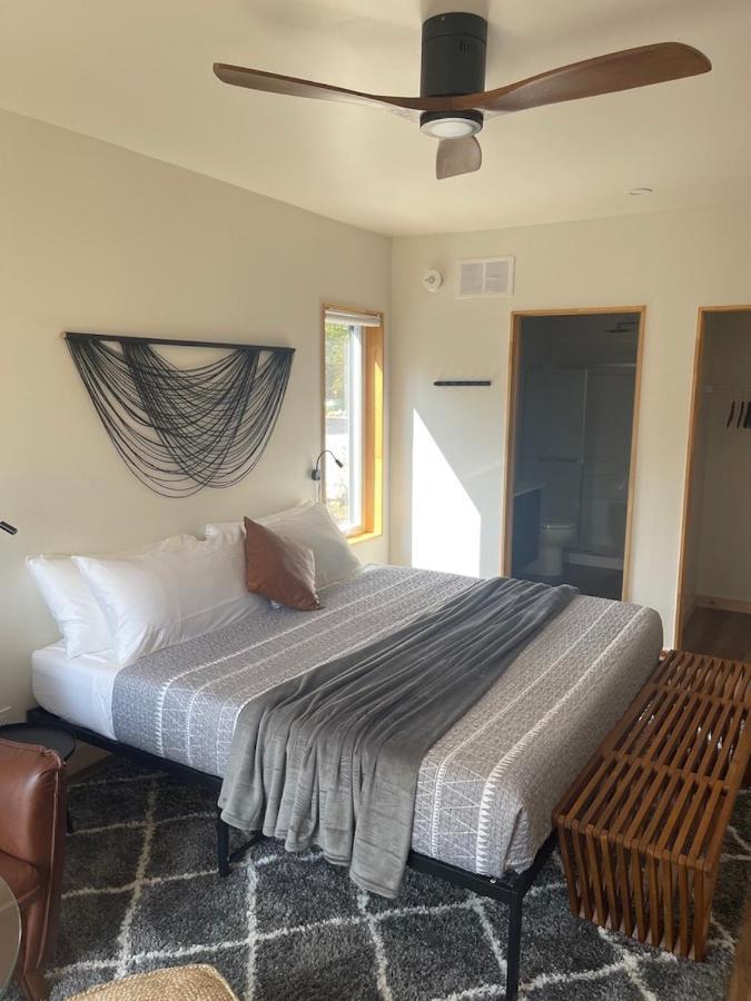 Bed & Breakfast Stone Cove Waterfront Adults Only *
