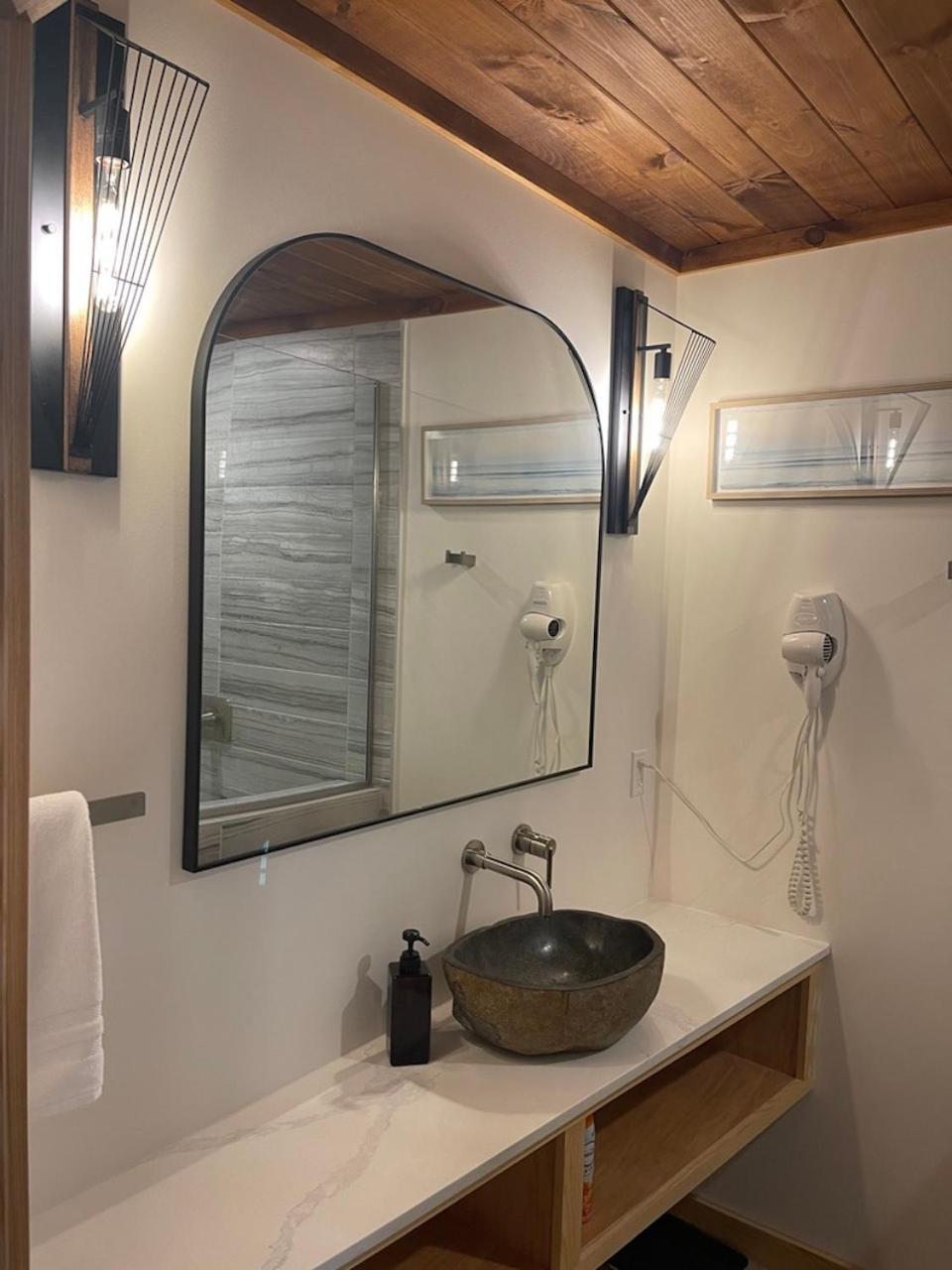 Bed & Breakfast Stone Cove Waterfront Adults Only *